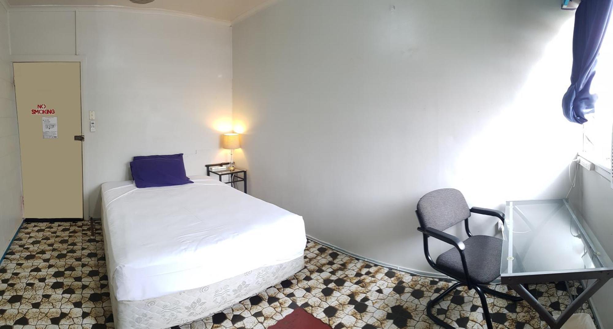 Asylum Cairns Share House Hostel Buitenkant foto