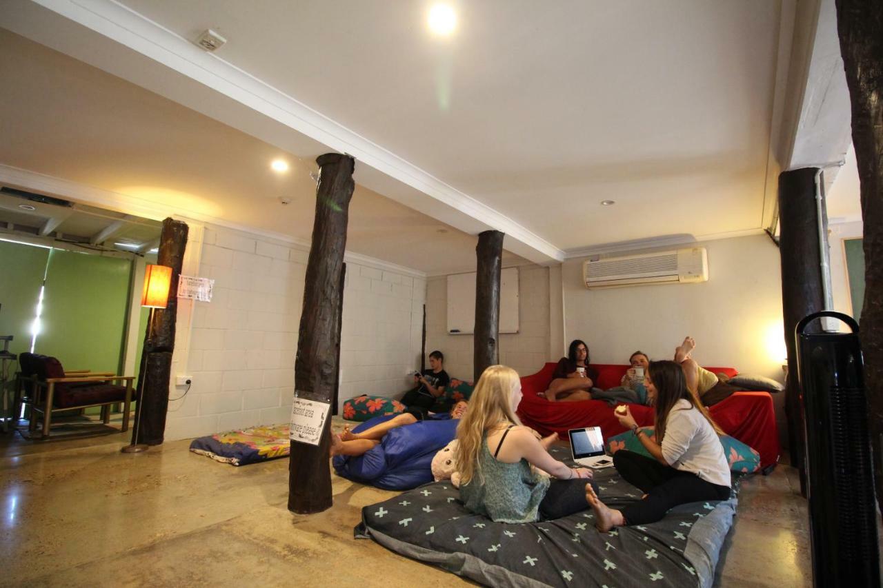Asylum Cairns Share House Hostel Buitenkant foto