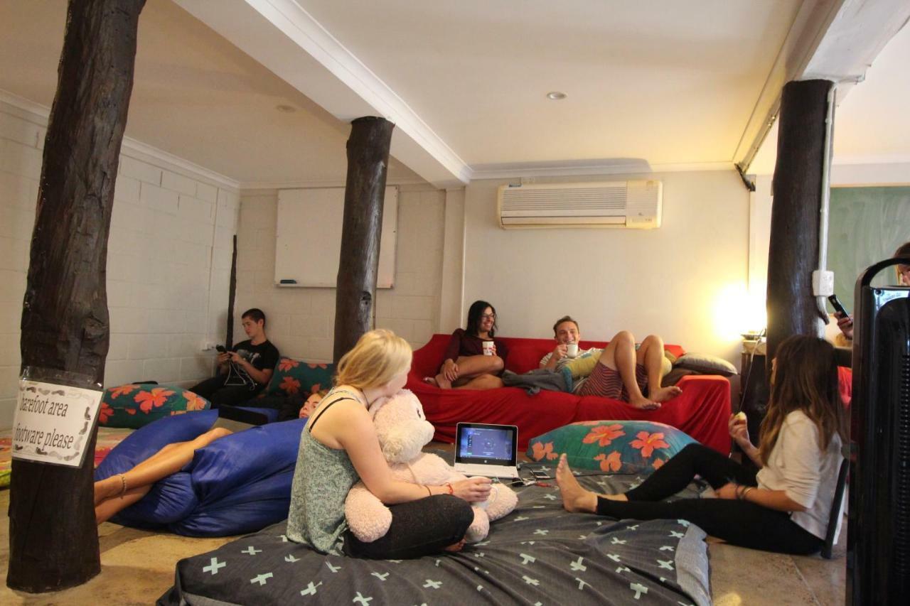 Asylum Cairns Share House Hostel Buitenkant foto