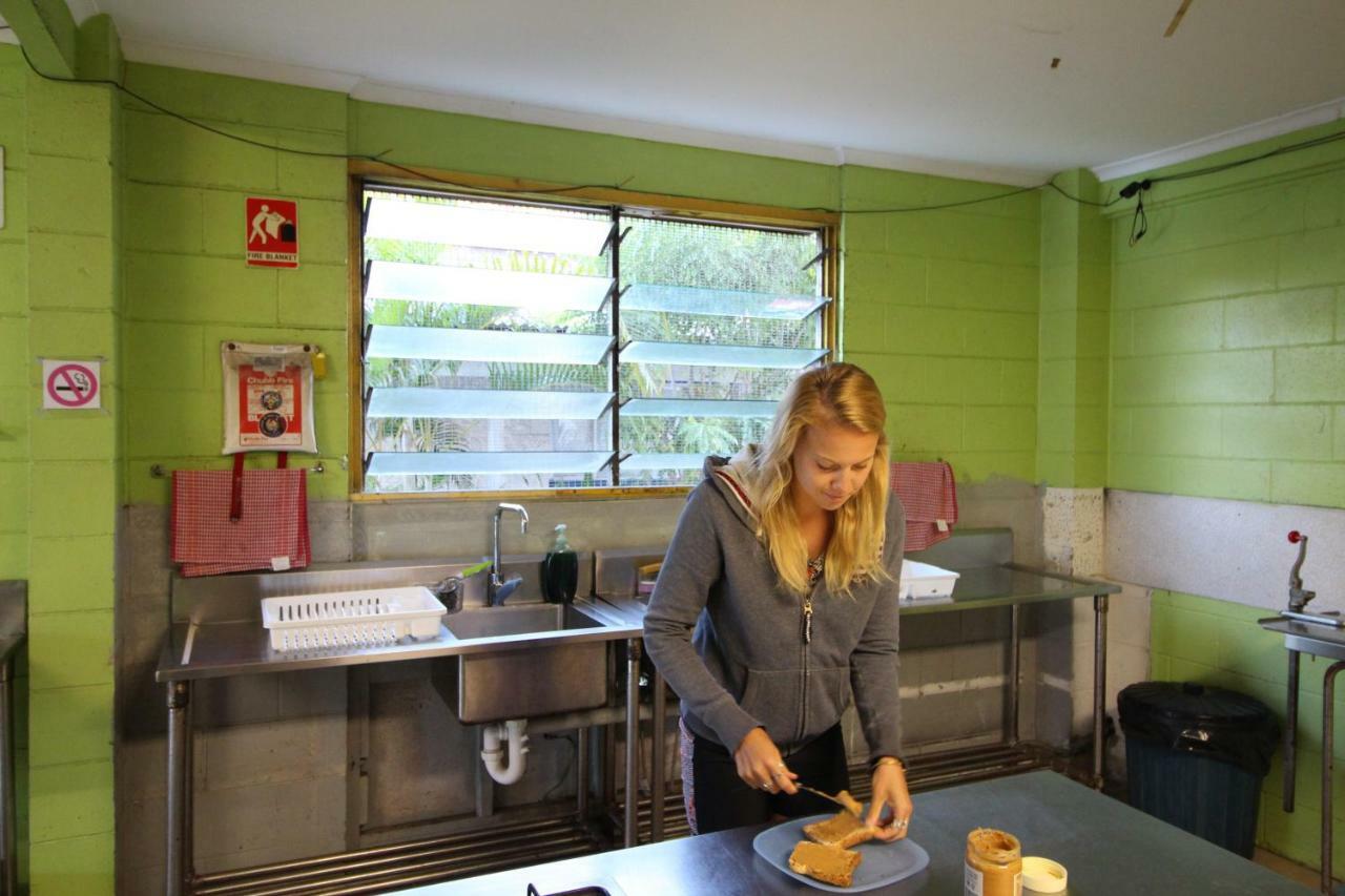 Asylum Cairns Share House Hostel Buitenkant foto